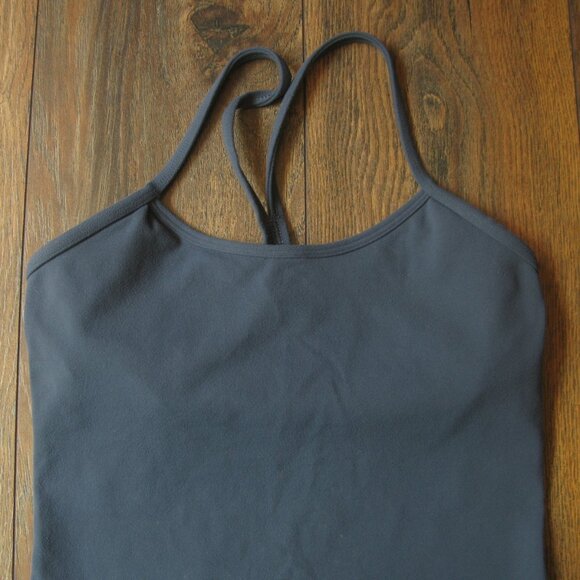 Lululemon Power Y tank size 4 ptp 13" *GUC - Picture 3 of 9